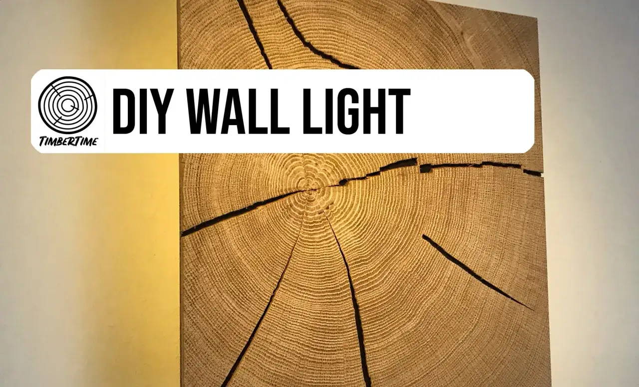 Un tutoriel pour fabriquer une applique murale unique en bois, avec un design inspiré des cernes d'un arbre.